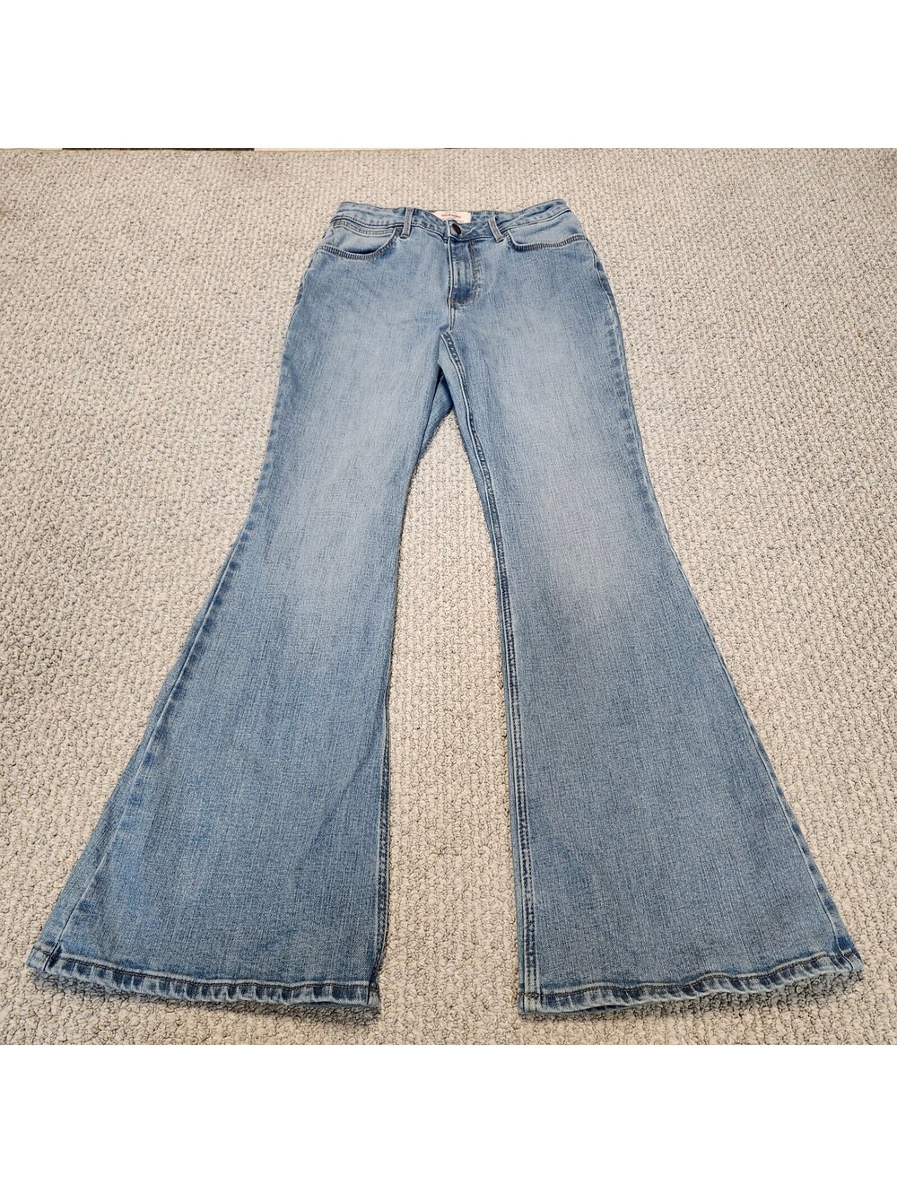 Wrangler High Rise Fierce Flare Jeans Light Blue Denim Size 3/4x32